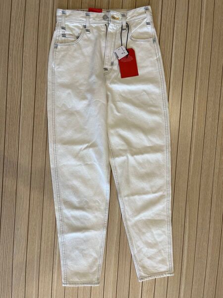 Levi'sRed HIGH LOOSE TAPER デニム ホワイト サイズ24
