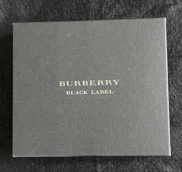 【新品未使用】BURBERRY BLACK LABEL 二つ折り財布 バーバリー・ブラックレーベル