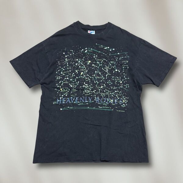 90sアメリカ製 USA ビンテージTシャツ HEAVENLY BODIES 星座 天体 シングルステッチ 黒 ブラック スミクロ