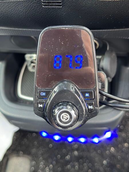 FMトランスミッター Bluetooth搭載 車載 音楽再生
