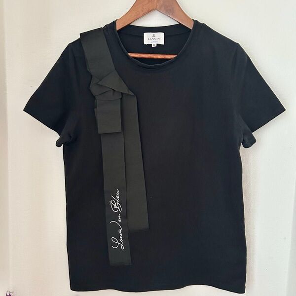 LANVIN en Bleu リボン付半袖Tシャツ 私には可愛すぎました お値下げするくらいなら私が着ます