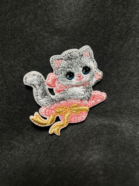 子猫 刺繍ワッペン 刺繍アイロンワッペン 入園入学新学期準備にアップリケ 刺繍 アップリケ ワッペン アイロンシール