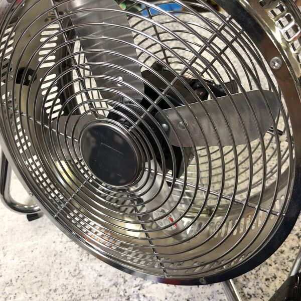 卓上扇風機 シルバー