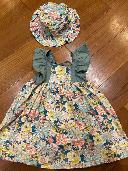 美品 韓国子供服 ノースリーブフリルトップス 100 110 120