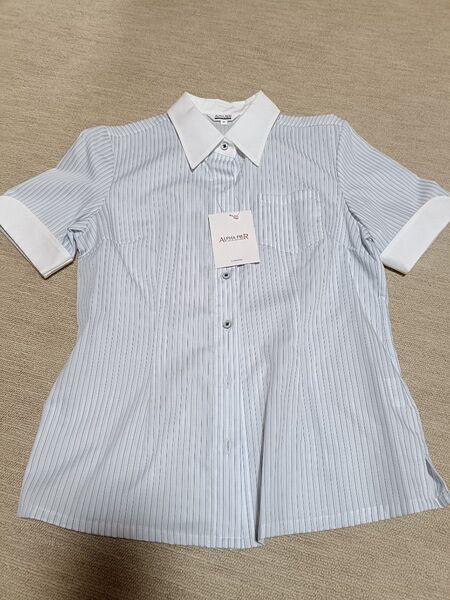新品 未使用 事務服 9号 半袖ブラウス ストライプ