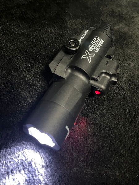surefire x400U タイプ ウェポンライト シュアファイア