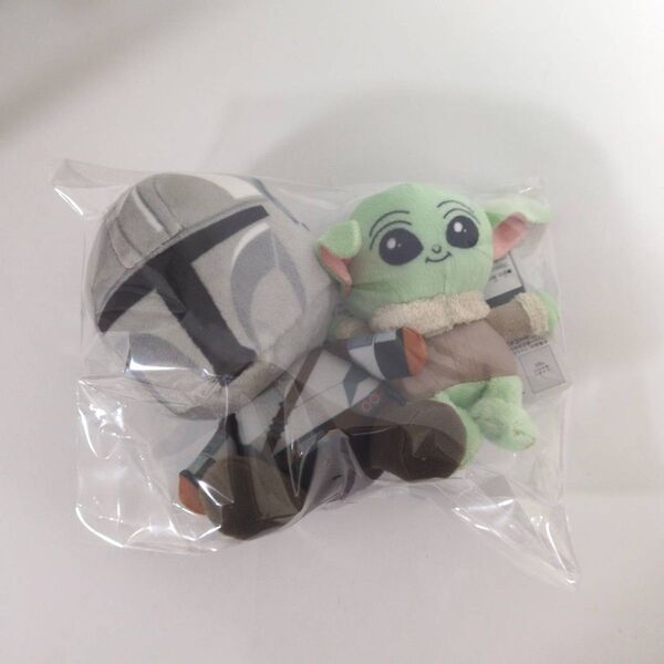 新品 タグ付き スター・ウォーズ ぶるぶるぬいぐるみ マンダロリアン&ベビーヨーダ STARWARS ポストmini