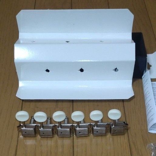クルーソンタイプ ペグ 6連 ビンテージスタイル ストラト テレキャス