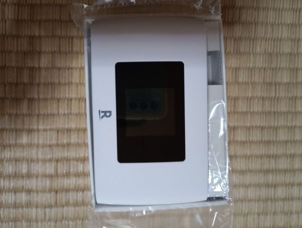 Rakuten WiFi Pocket 2c ホワイト(ほぼ未使用)