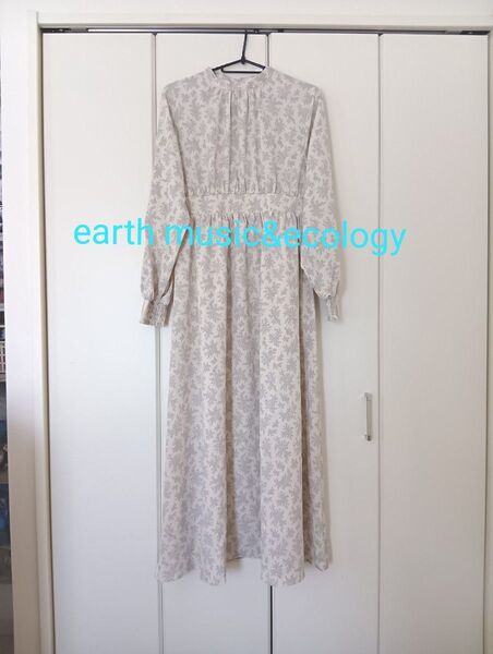 【未使用・タグ付き】earth music&ecology 花柄ロングワンピース 長袖 Fサイズ