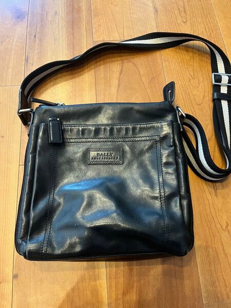 BALLY ショルダーバッグ
