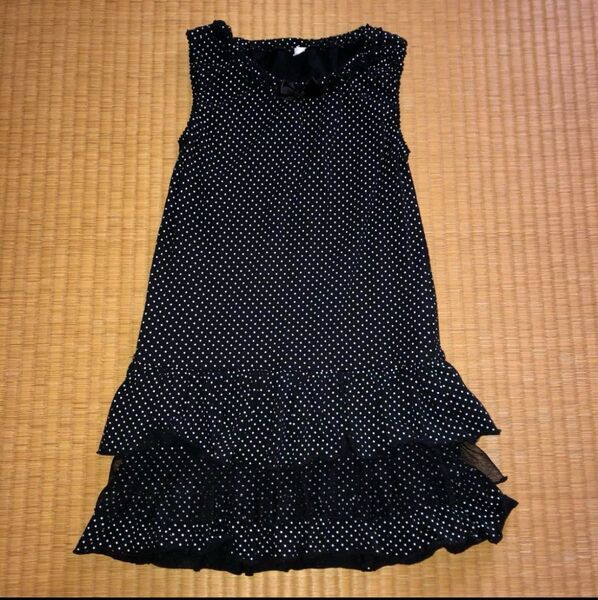 女の子 ノースリーブワンピース ドット柄 120 黒 フリル リボン