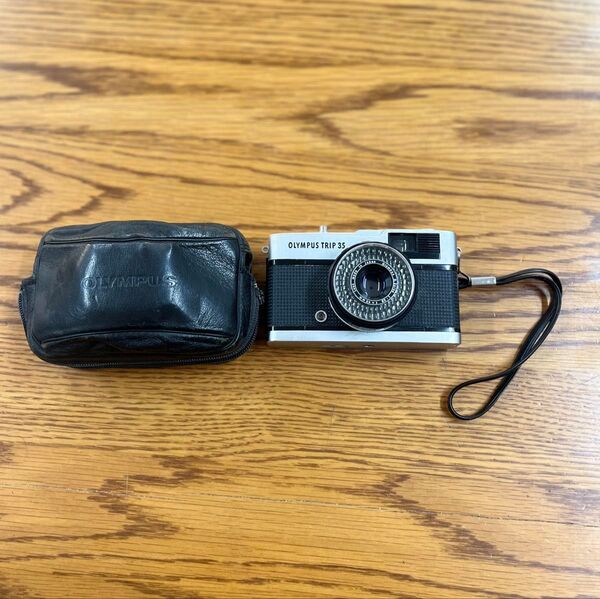 【ジャンク】OLYMPUS TRIP 35 フィルムカメラ ケース付き