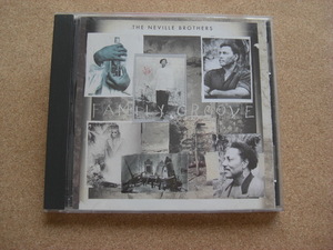 ＊The Neville Brothers／Family Groove （75021 5384 2）（輸入盤）