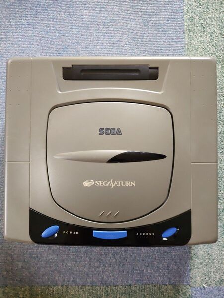 セガサターン(グレー)本体のみ(ジャンク)CD ゲームソフトなどの読み込み不可品、SAROO用などに、本体 外装は綺麗