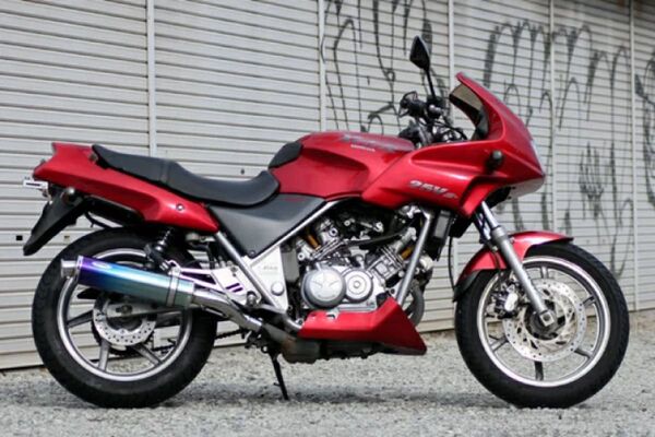 新品 未使用 在庫有平日即日発送Realize ホンダ ゼルビス バイクマフラー Aria Ti カール (TypeC)