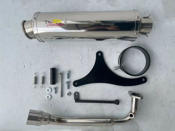 新品 未使用 在庫有平日即日発送 Realize アクシスZ バイクマフラー 8BJ-SEJ6J 22Racing 02有り