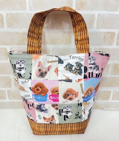 【ハンドメイド】パッチワーク風 犬柄 トートバッグ