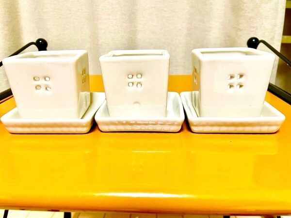 セール中【美品】観葉植物植木鉢小3個 プランター 陶器 土が乾きやすい 鉢底ネット付き 約6cm〜6.5cm