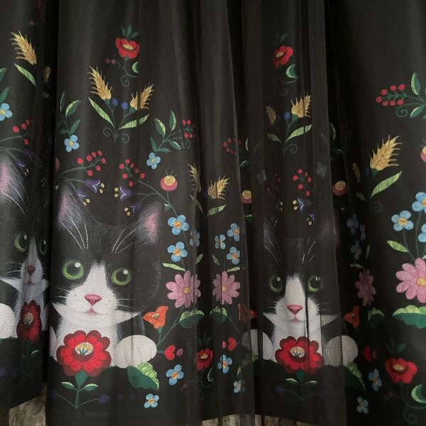 【フェリシモ猫部】チュール付き 裾猫だらけ 可愛いフレアスカート 極美品