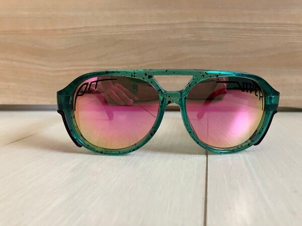 Pit Viper ピットバイパー ティアドロップ サングラス グリーン