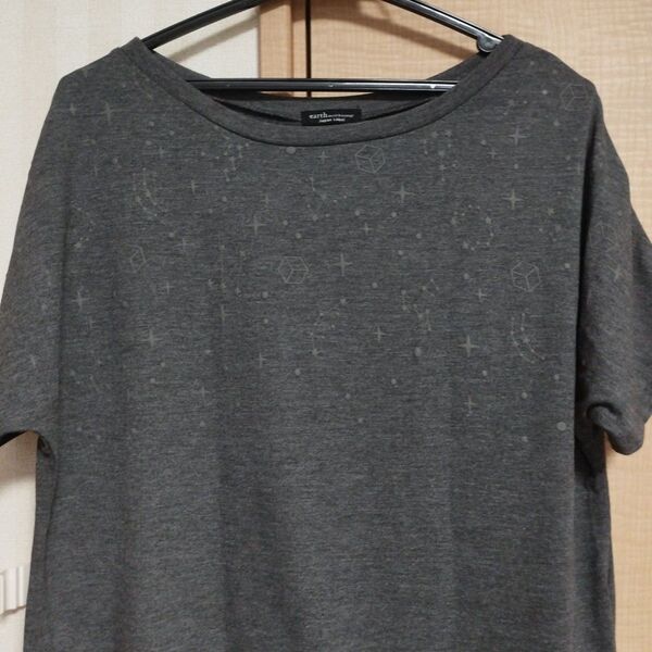 ワールドトリガー Tシャツ 星座柄 earth music&ecology アースミュージックアンドエコロジー
