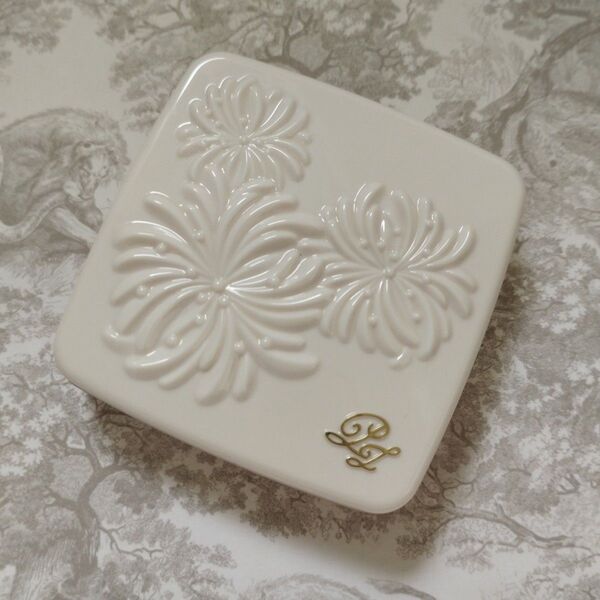 PAUL & JOE COMPACT I チークコンパクト ケース ポルジョ ミラー付き 小物入れ PAUL&JOE ポルジョ