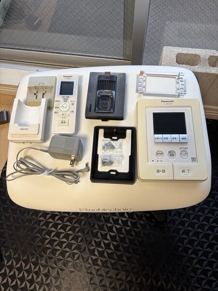 Panasonic ドアホン VL-MW230X 中古 親機、玄関カメラは動作品。子機はジャンク パナソニック
