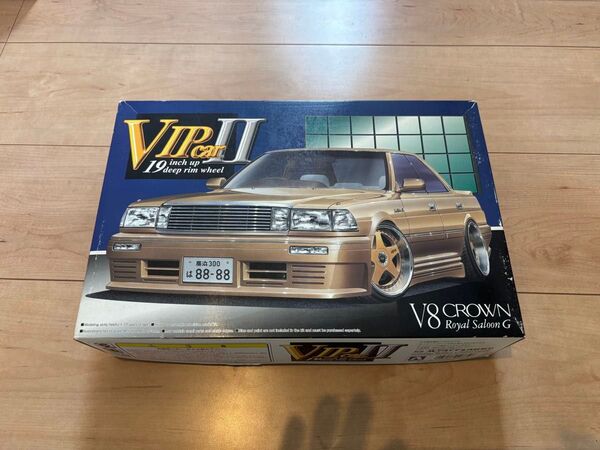少し訳あり 1/24 プラモデル アオシマ VIPカーⅡ トヨタ 13クラウン