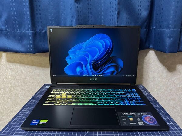 MSI Cyborg 15 i7 RTX4060 32GB 1TB