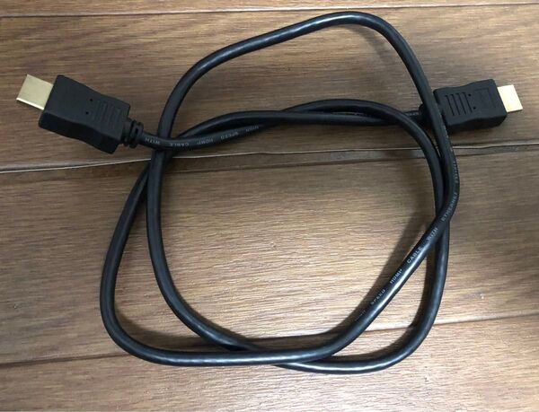 HDMIケーブル 全長100cm 接点は金メッキ 動作OK品 中古品