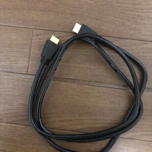 HDMIケーブル 全長150cm 接点は金メッキ 動作OK品 中古品