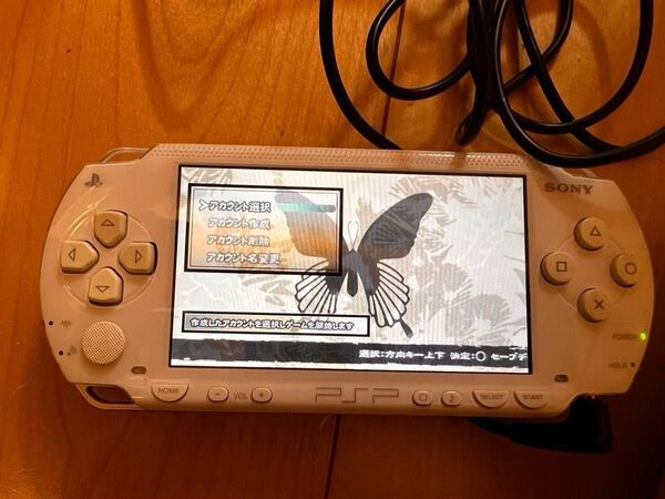 SONY PSP-ホワイト 本体 動作確認済み ゲームソフト付き