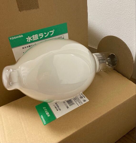TOSHIBA 蛍光水銀ランプ HF700X/N 4本セット