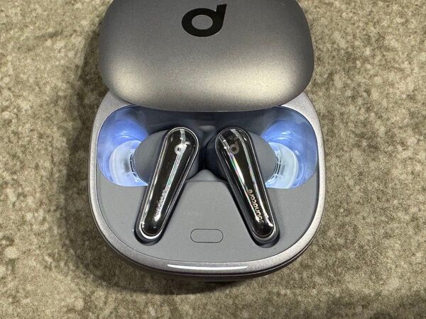 Anker Soundcore Liberty 4ワイヤレスイヤホン スカイブルー