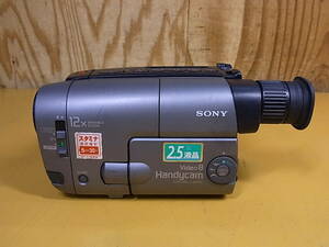 *K/649* Sony SONY* жидкокристаллический 8 мм видео камера Handycam*CCD-TRV11* работа неизвестен * Junk 