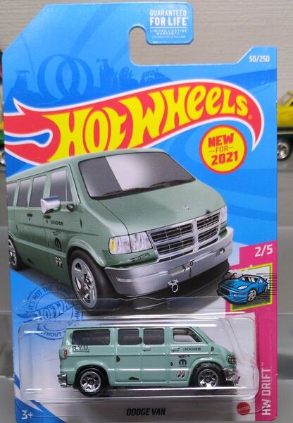 ホットウィール DODGE VAN ダッジ バン ムーンアイズ ブリスタープラ割れあり