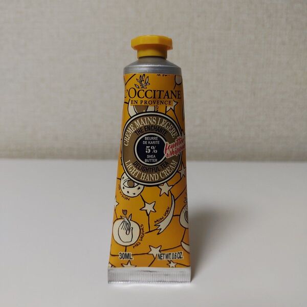 ロクシタン ジョイフルスター スノーシア ハンドクリーム ディライトフルティー