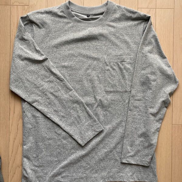ワークマン長袖Tシャツ グレー ポケット付き メンズ Mサイズ 大きめな感じのM
