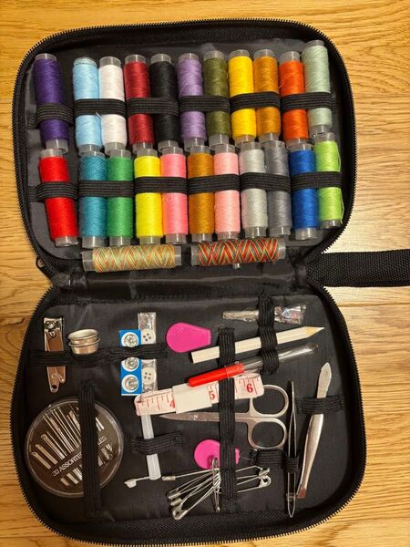 道具裁縫セット ソーイング ケース付 縫い糸 縫い針 79点刺繍 ハンドメイド
