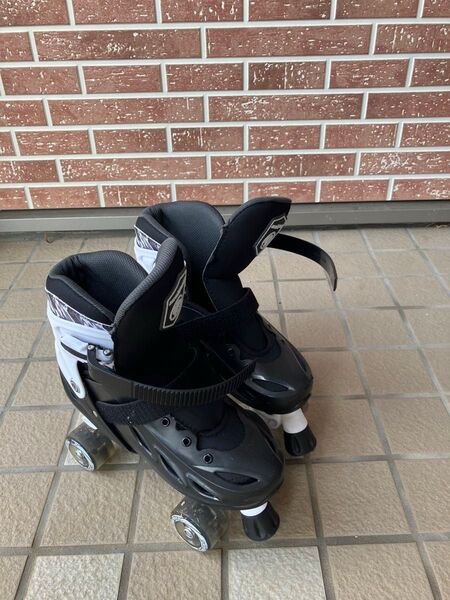 ローラースケートシューズ サイズL23.5〜26.5cmブラック 黒色 スポーツ 子供用 大人用 男女兼用