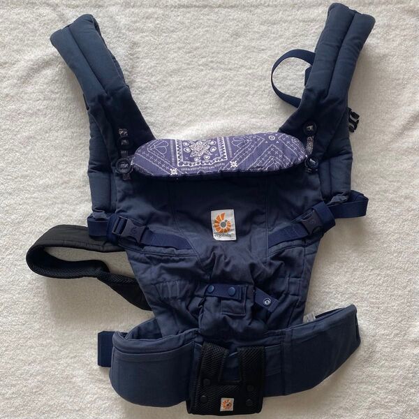 エルゴベビー アダプト ベビーウエストベルト付 抱っこ紐 ベビーキャリア ergobaby