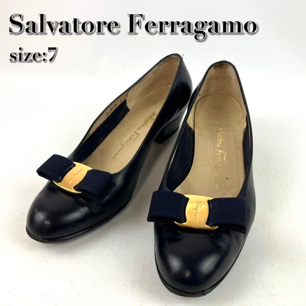 Salvatore Ferragamo フェラガモ パンプス ヴァラ リボン ラウンドトゥ ダークネイビー 24.5cm