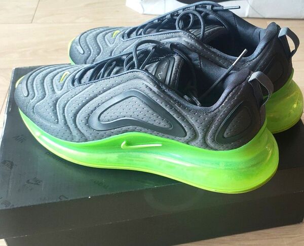 NIKE AIR MAX 720 ブラック/ライムグリーン 27cm