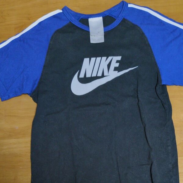 140〜150 半袖Tシャツ NIKE