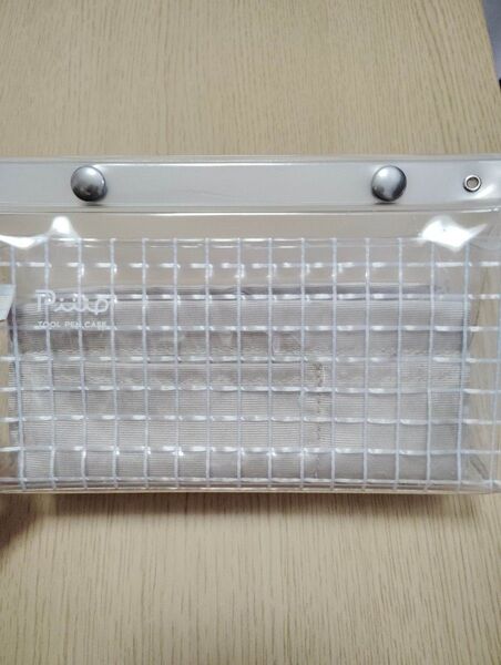 【KOKUYO コクヨ】ツールペンケース Piiip<ピープ> 未使用 シャイニーベージュ