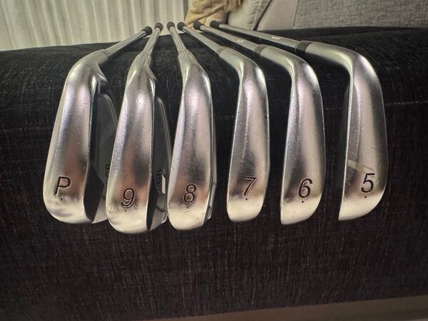 ★メーカーカスタム★プロギア PRGR01 アイアン 6本 #5〜PW N.S.PRO MODUS3 TOUR115 (x)