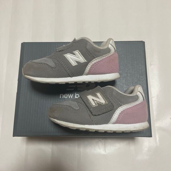 ニューバランス 996 レアカラー キッズ 子供靴 99グレー ピンク 13センチ