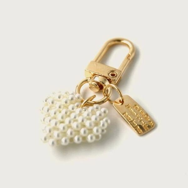 フェイクパール ハートデコバッグ チャーム 女性用 キーリング アクセサリー レディース 可愛い293512