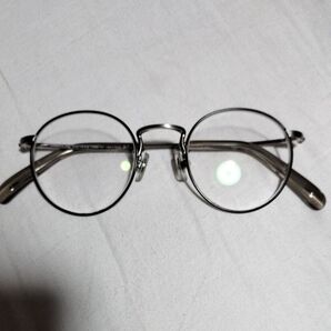 美品 zoff シルバーメガネ 形状記憶合金